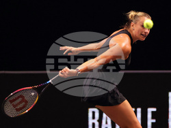 United Arab Emirates Tennis Battle of the Sexes