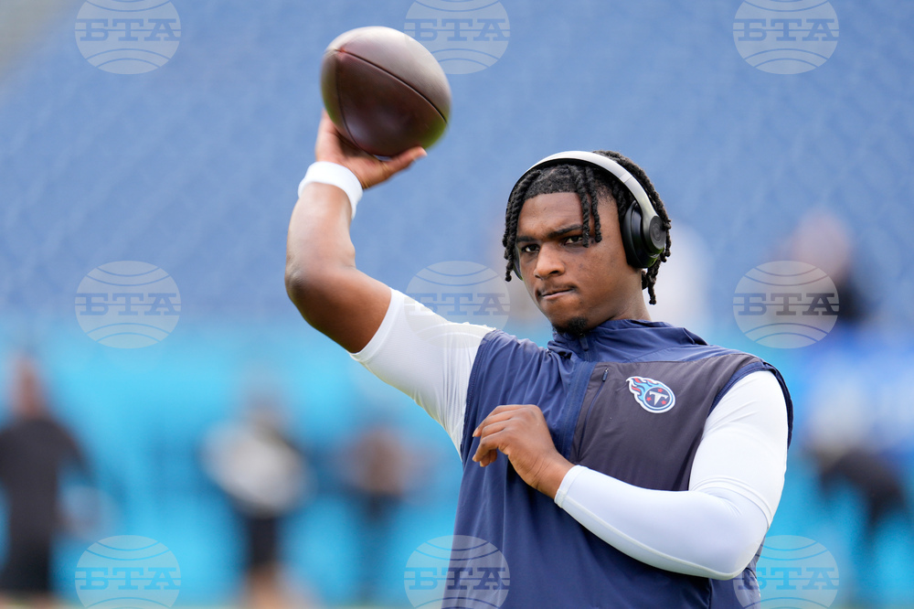 Saints Titans Football