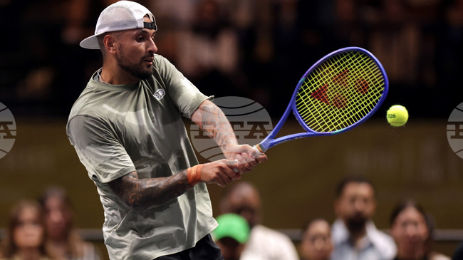 Ник Кирьос отпадна в първия кръг на турнира в Бризбейн