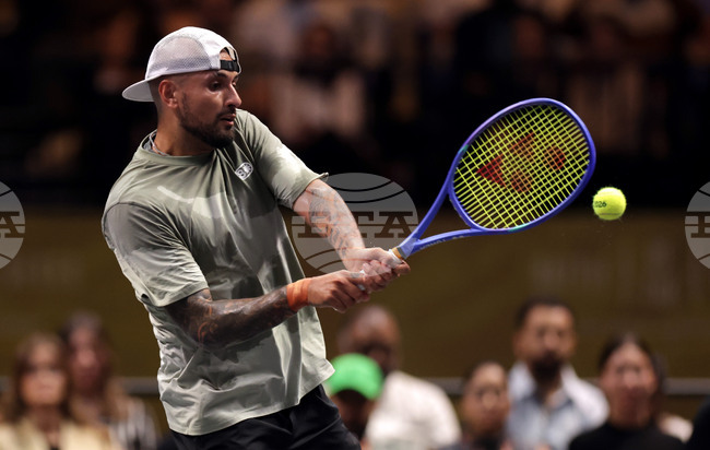 Ник Кирьос отпадна в първия кръг на турнира в Бризбейн