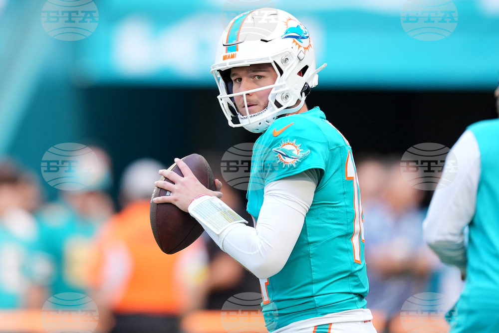 Buccaneers Dolphins Football