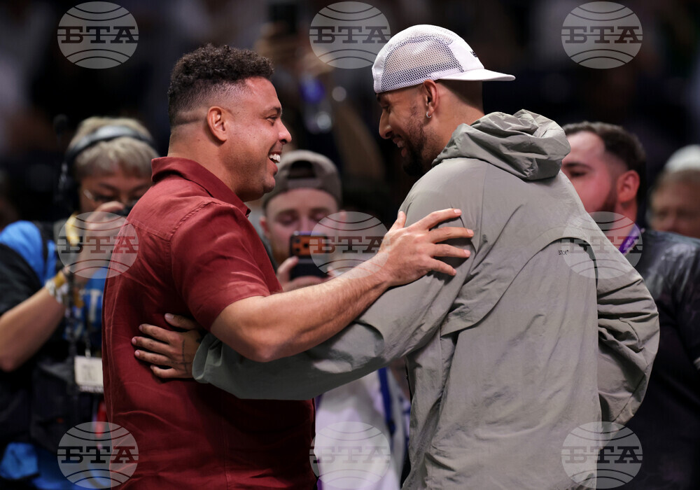 United Arab Emirates Tennis Battle of the Sexes