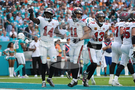 Buccaneers Dolphins Football
