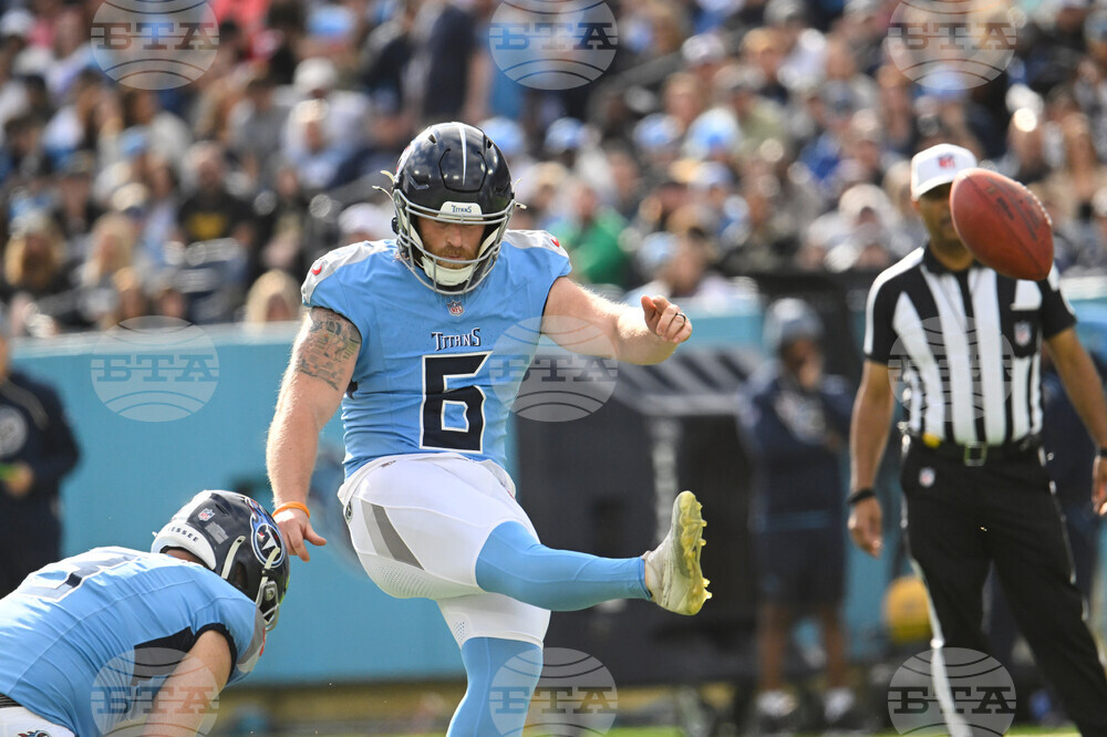 Saints Titans Football