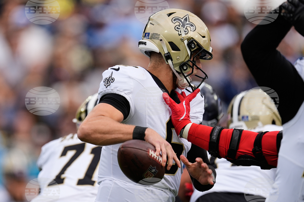 Saints Titans Football