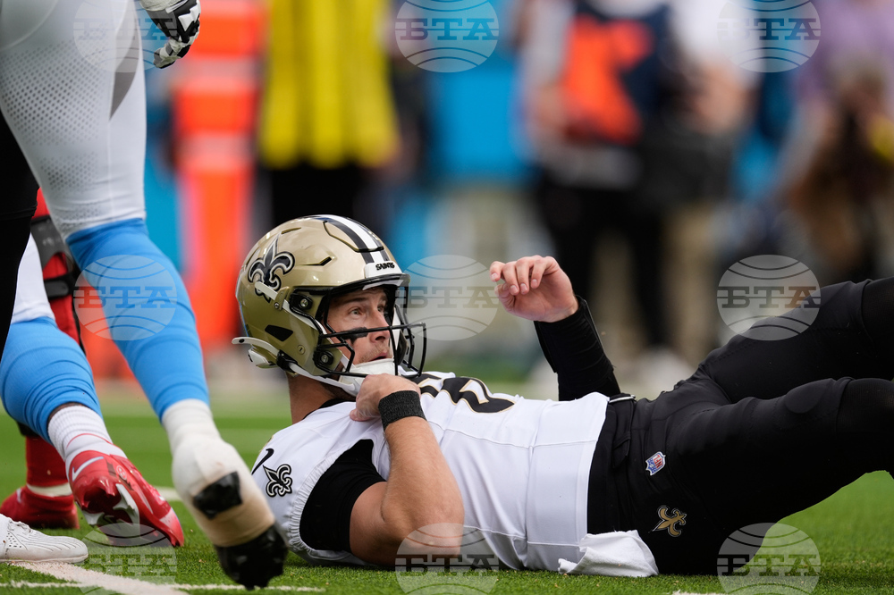 Saints Titans Football