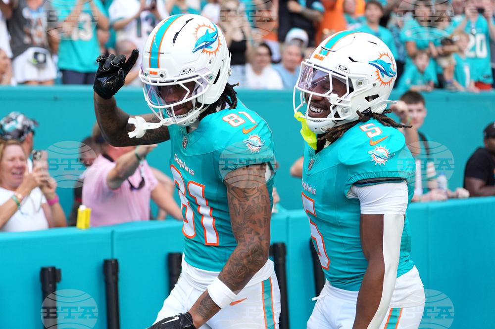 Buccaneers Dolphins Football