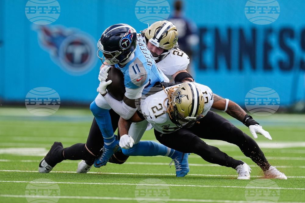 Saints Titans Football