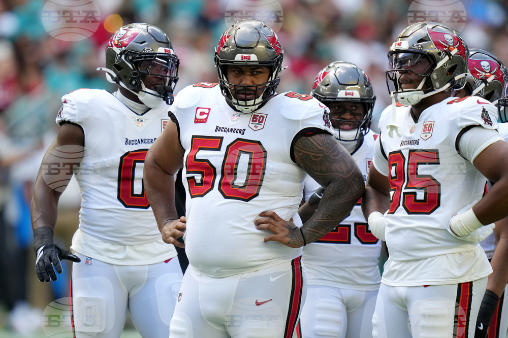 Buccaneers Dolphins Football