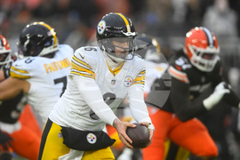 Steelers Browns Football