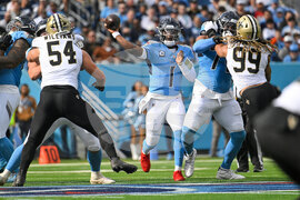 Saints Titans Football