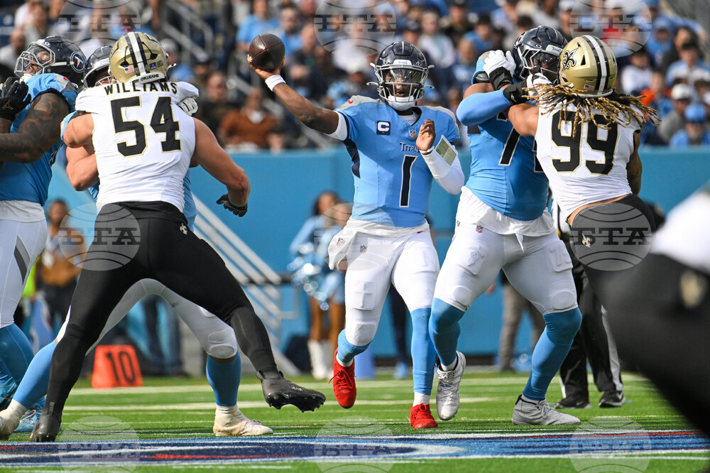 Saints Titans Football