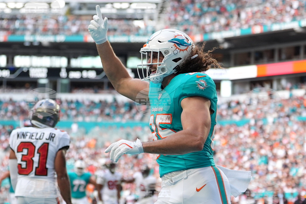 Buccaneers Dolphins Football