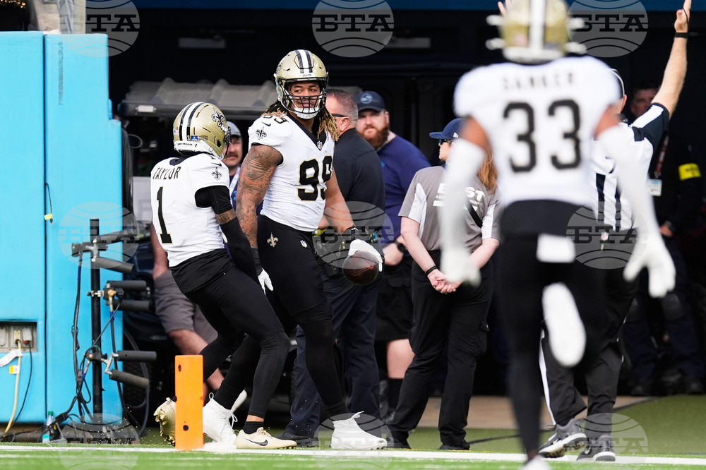 Saints Titans Football