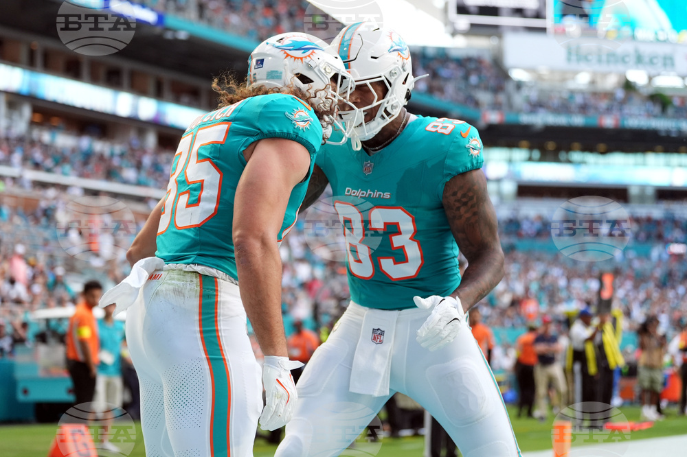 Buccaneers Dolphins Football