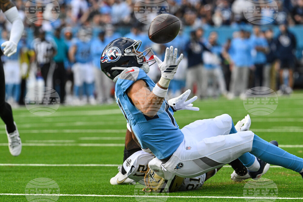 Saints Titans Football