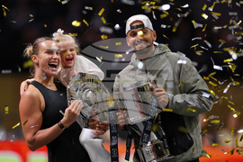 APTOPIX Emirates Battle of the Sexes Tennis