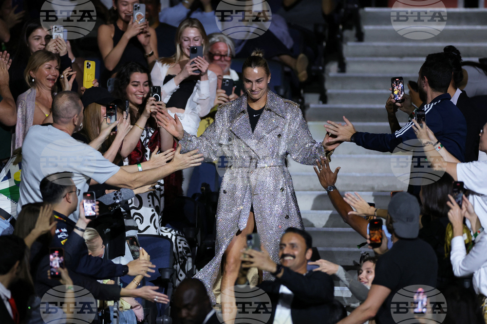 APTOPIX Emirates Battle of the Sexes Tennis