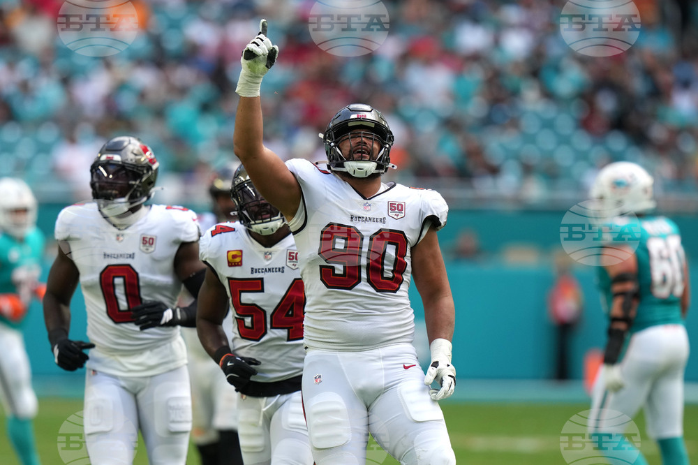 Buccaneers Dolphins Football