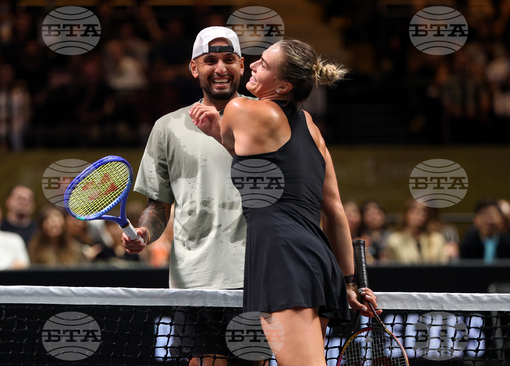 APTOPIX Emirates Battle of the Sexes Tennis