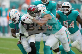 Buccaneers Dolphins Football