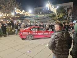 Косово - Прищина - парламентарни избори - празненство