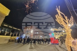 Косово - Прищина - парламентарни избори - празненство