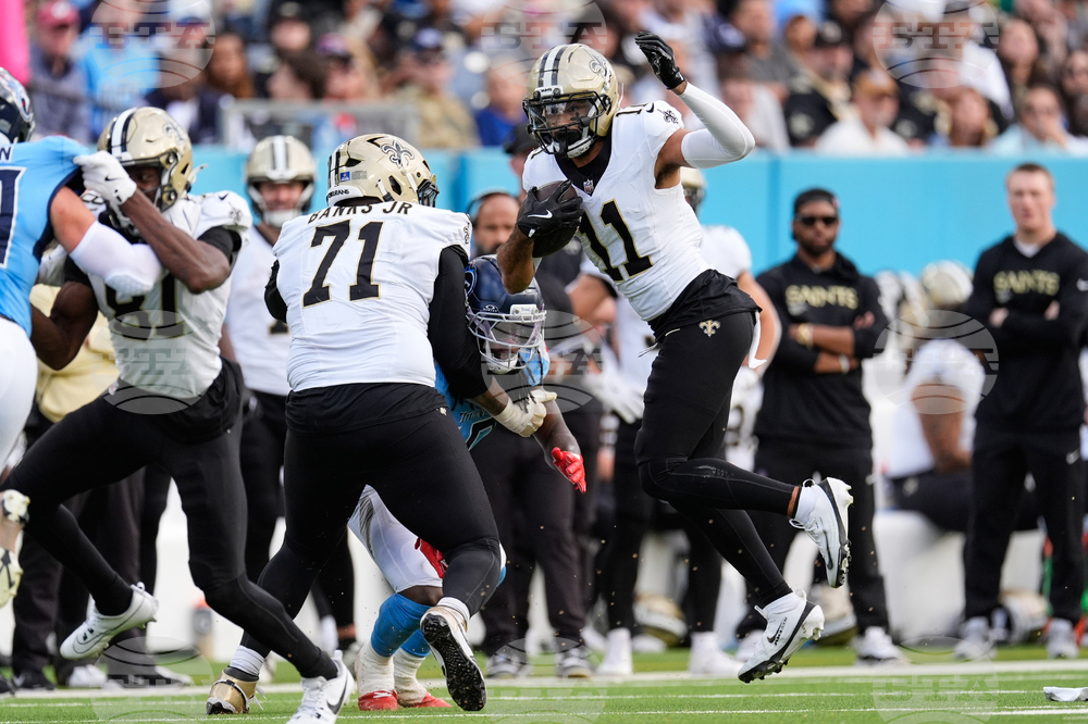 Saints Titans Football