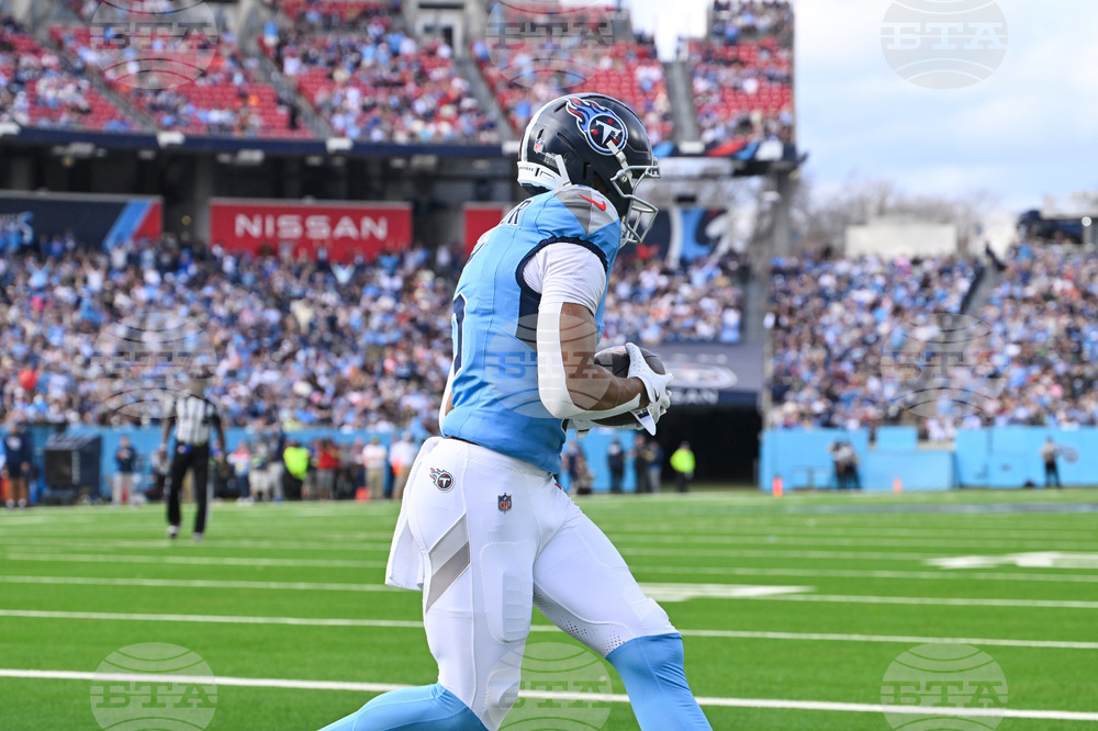 Saints Titans Football