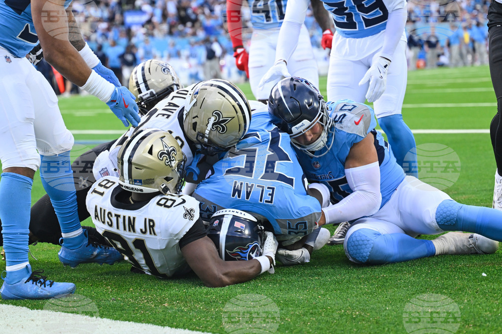 Saints Titans Football