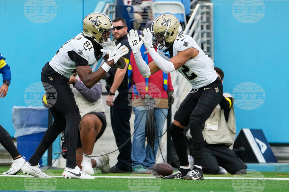 Saints Titans Football