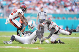 Buccaneers Dolphins Football