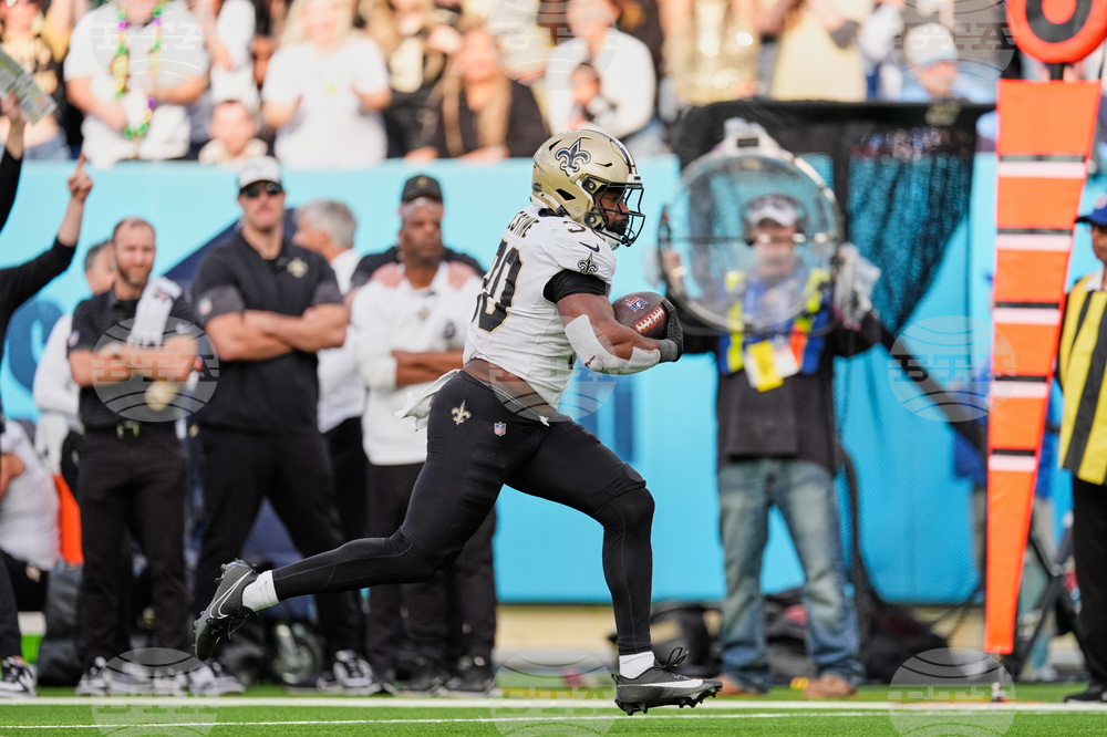 Saints Titans Football