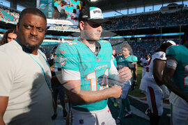 Buccaneers Dolphins Football