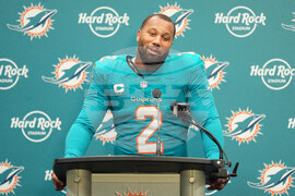 Buccaneers Dolphins Football