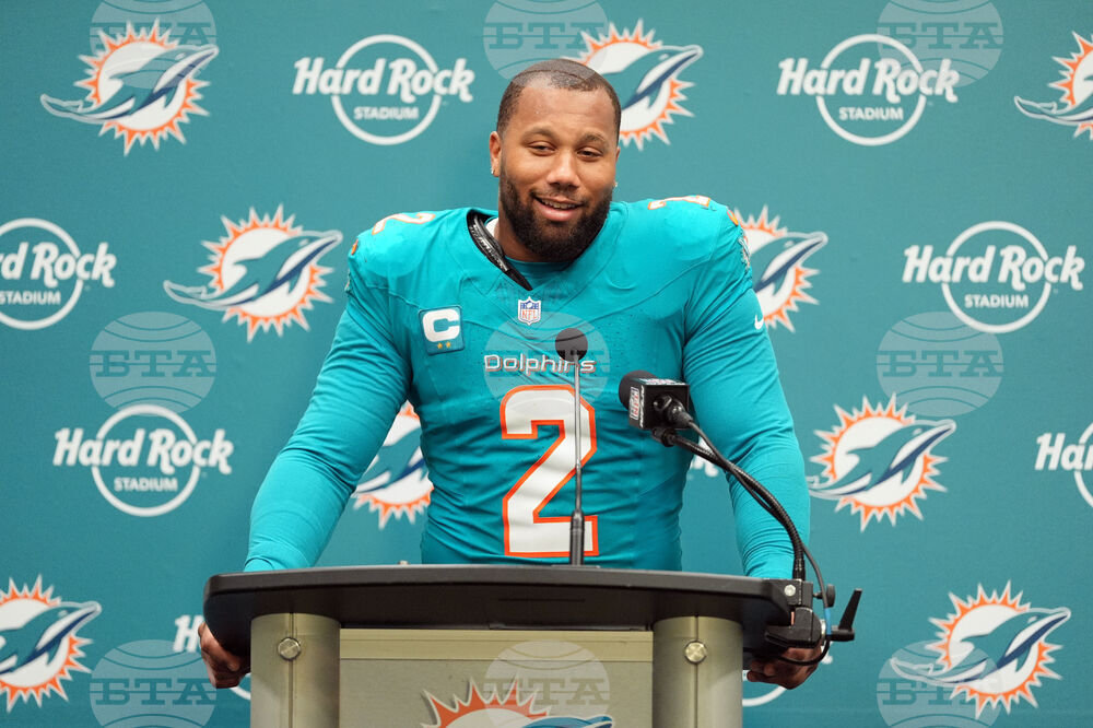 Buccaneers Dolphins Football