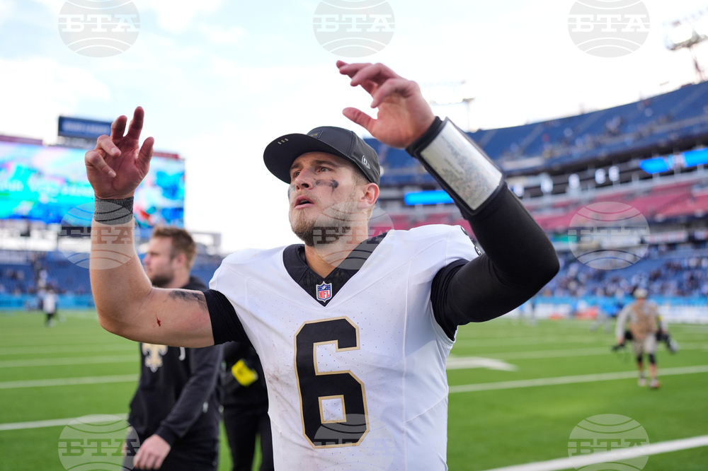 Saints Titans Football