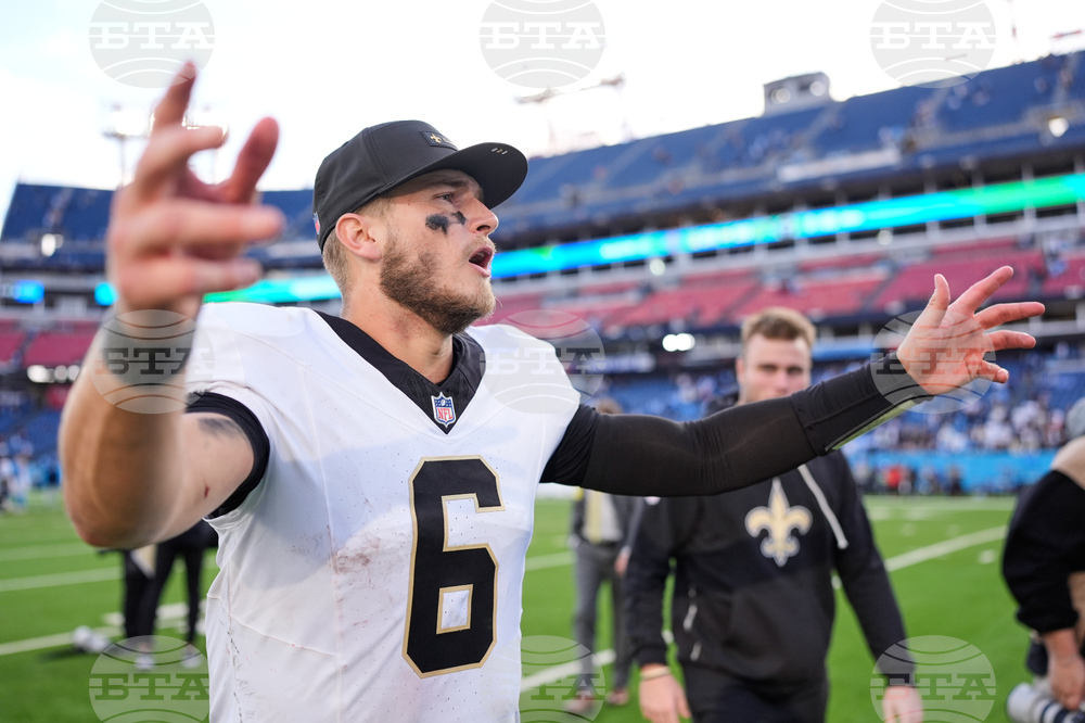 Saints Titans Football