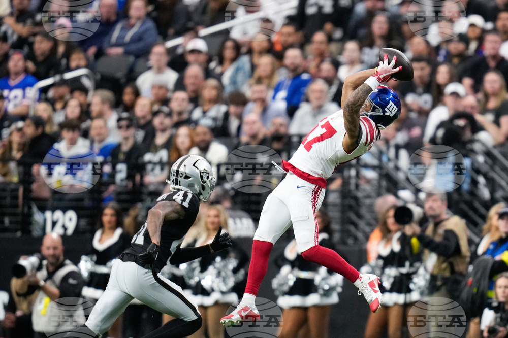 Giants Raiders Football