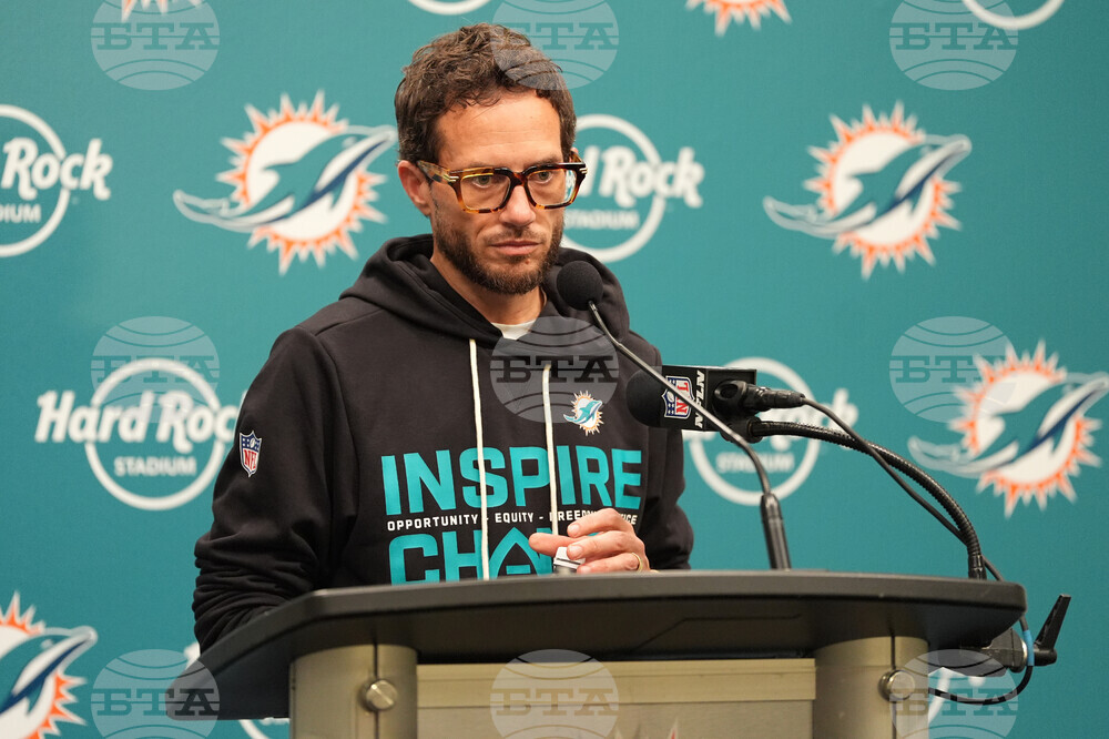 Buccaneers Dolphins Football