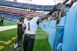 Saints Titans Football