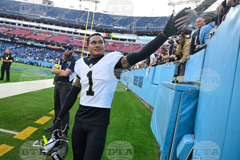 Saints Titans Football