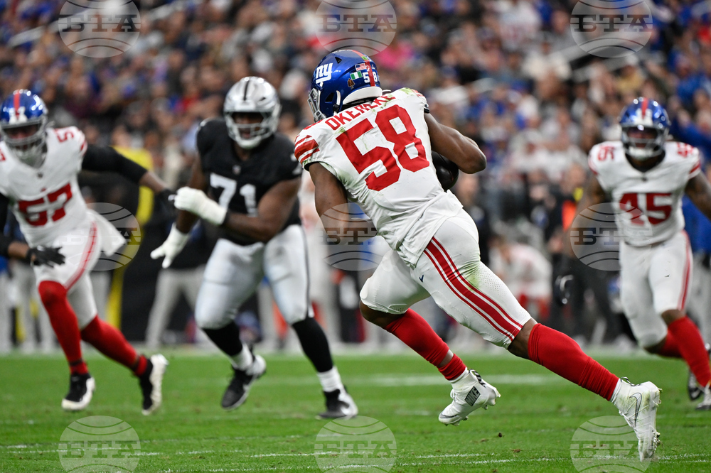 Giants Raiders Football