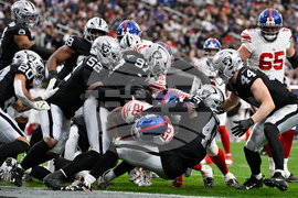 APTOPIX Giants Raiders Football
