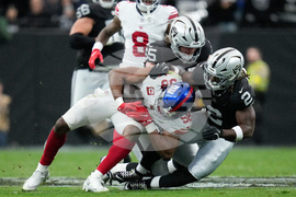 Giants Raiders Football