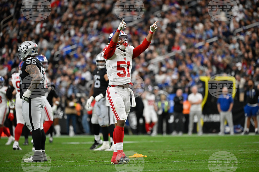 Giants Raiders Football