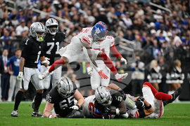 Giants Raiders Football