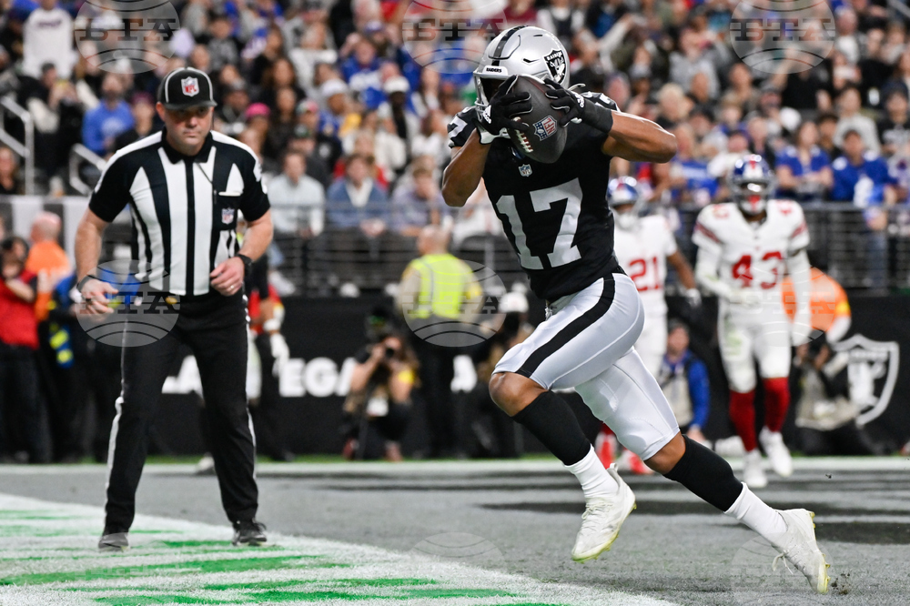 Giants Raiders Football