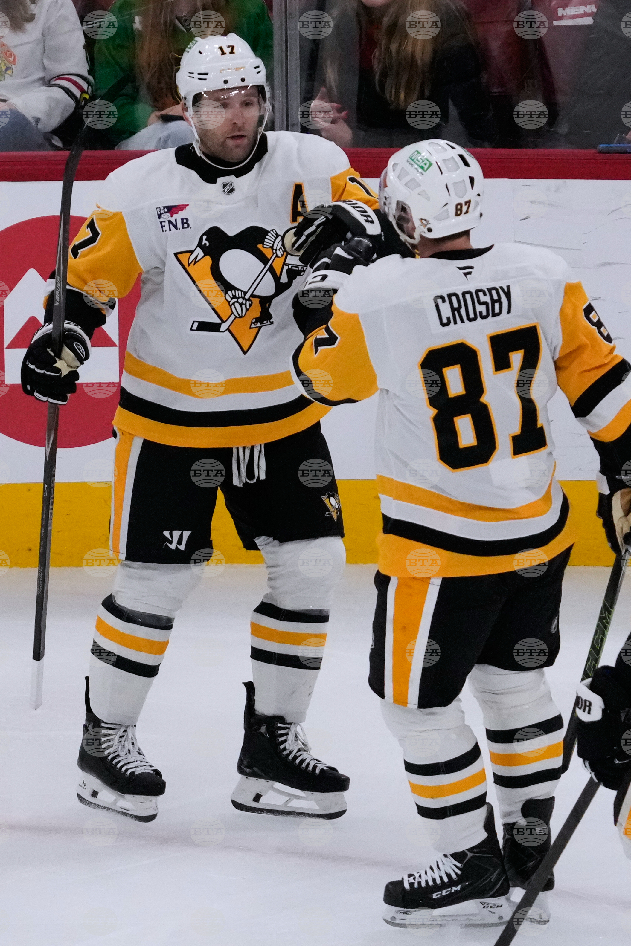 Penguins Blackhawks Hockey