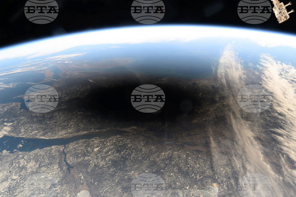 CORRECTION Cosmic Highlights